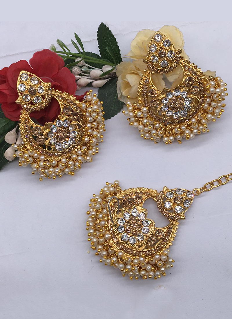 New Designer Earrings Set With Maang Tikka Collection Catalog